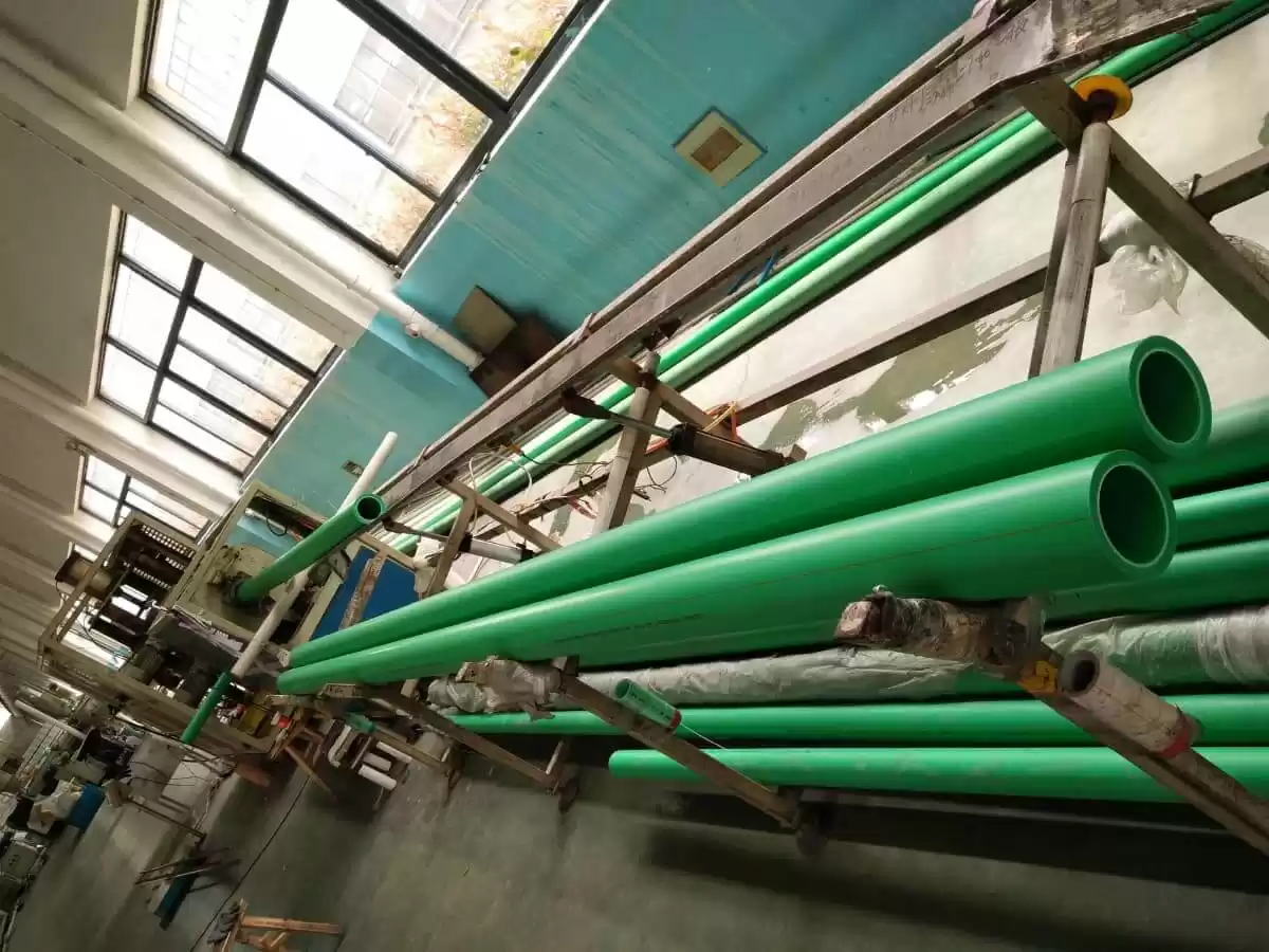 What are the main uses of PPR pipe